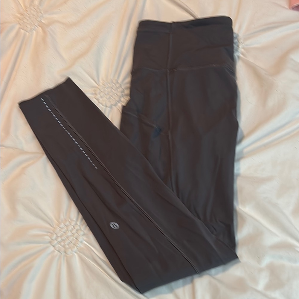 EUC grey lululemon leggings